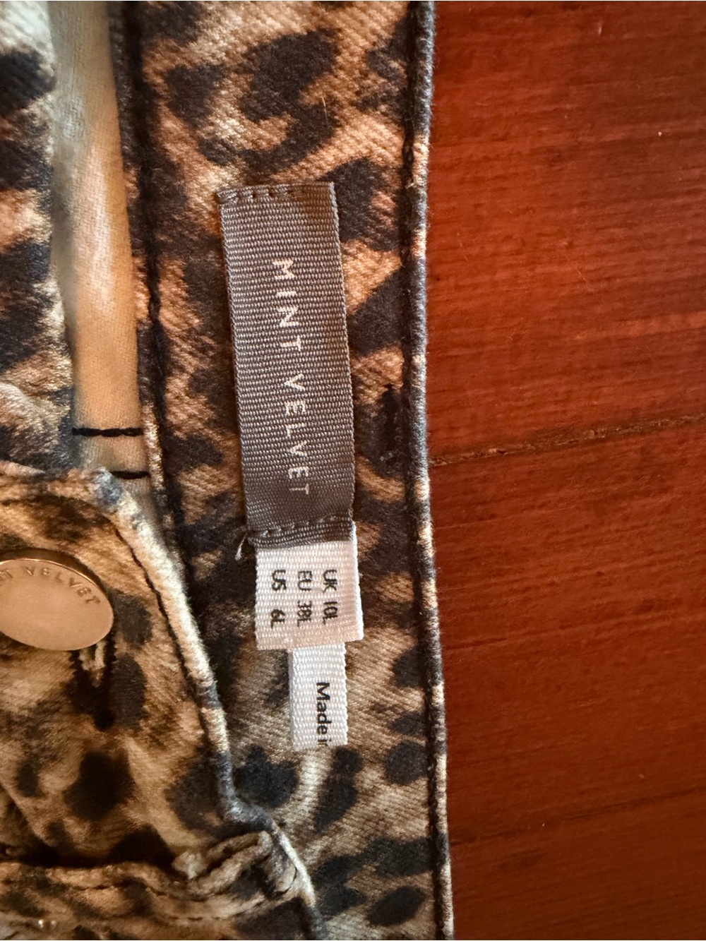 Mint Velvet Slim Leopard Jeans, Size 6L - Picture 3 of 3